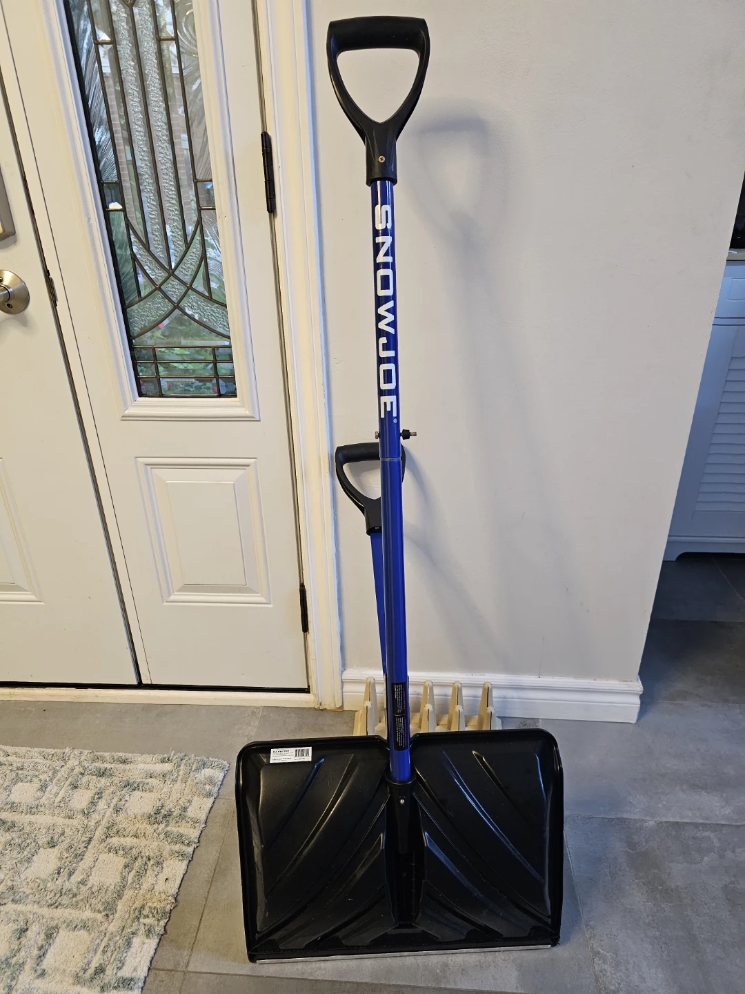 Snow Joe Snow Shovel - photo 2