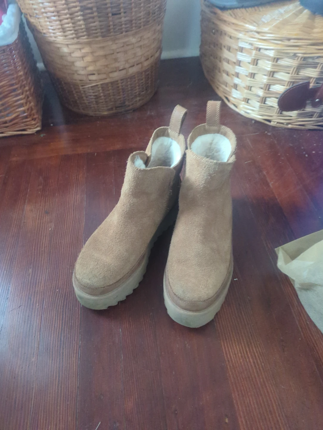 Uggs size 6