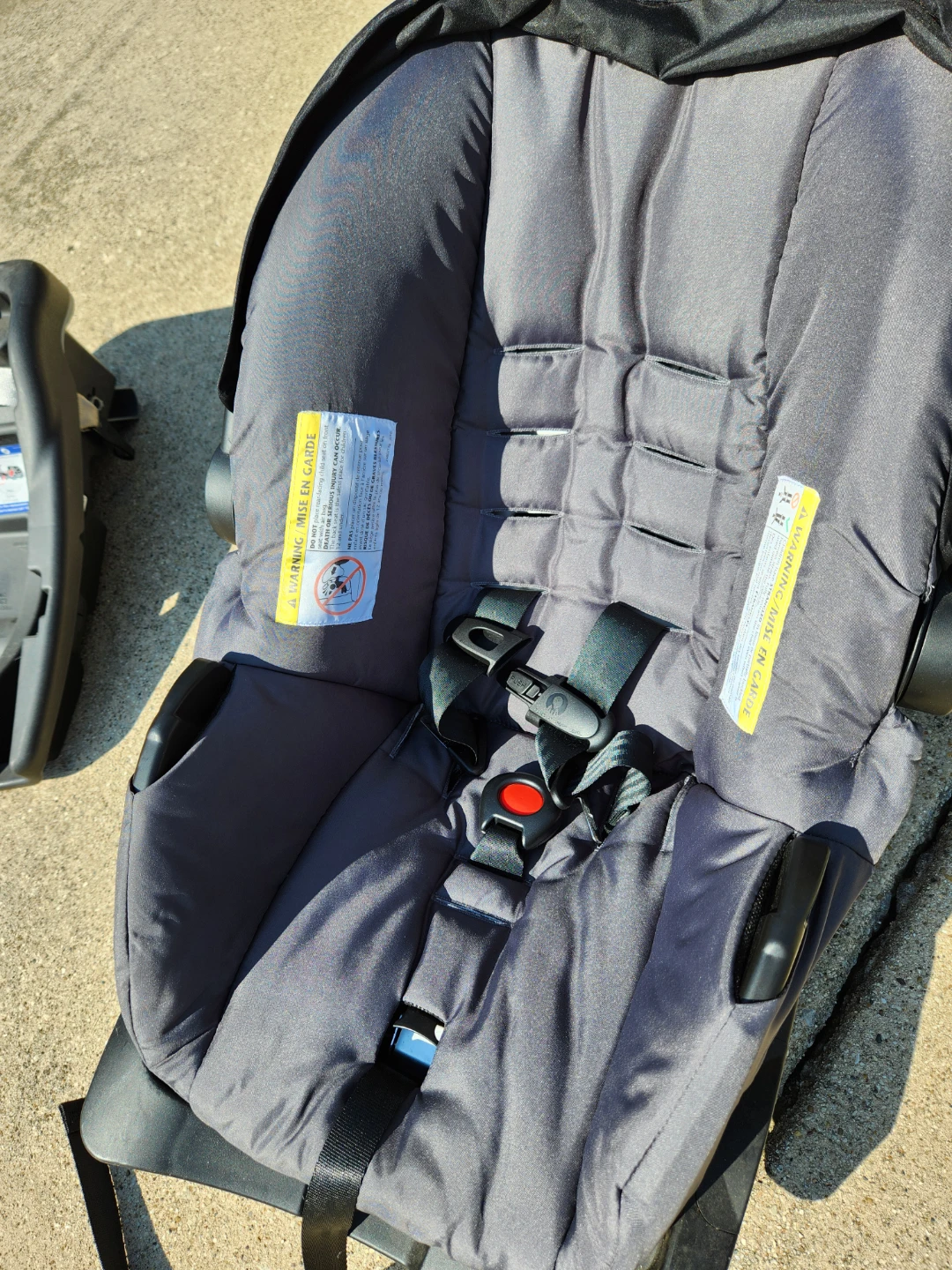 Evenflo Infant Car Seat with 2 Bases - photo 5