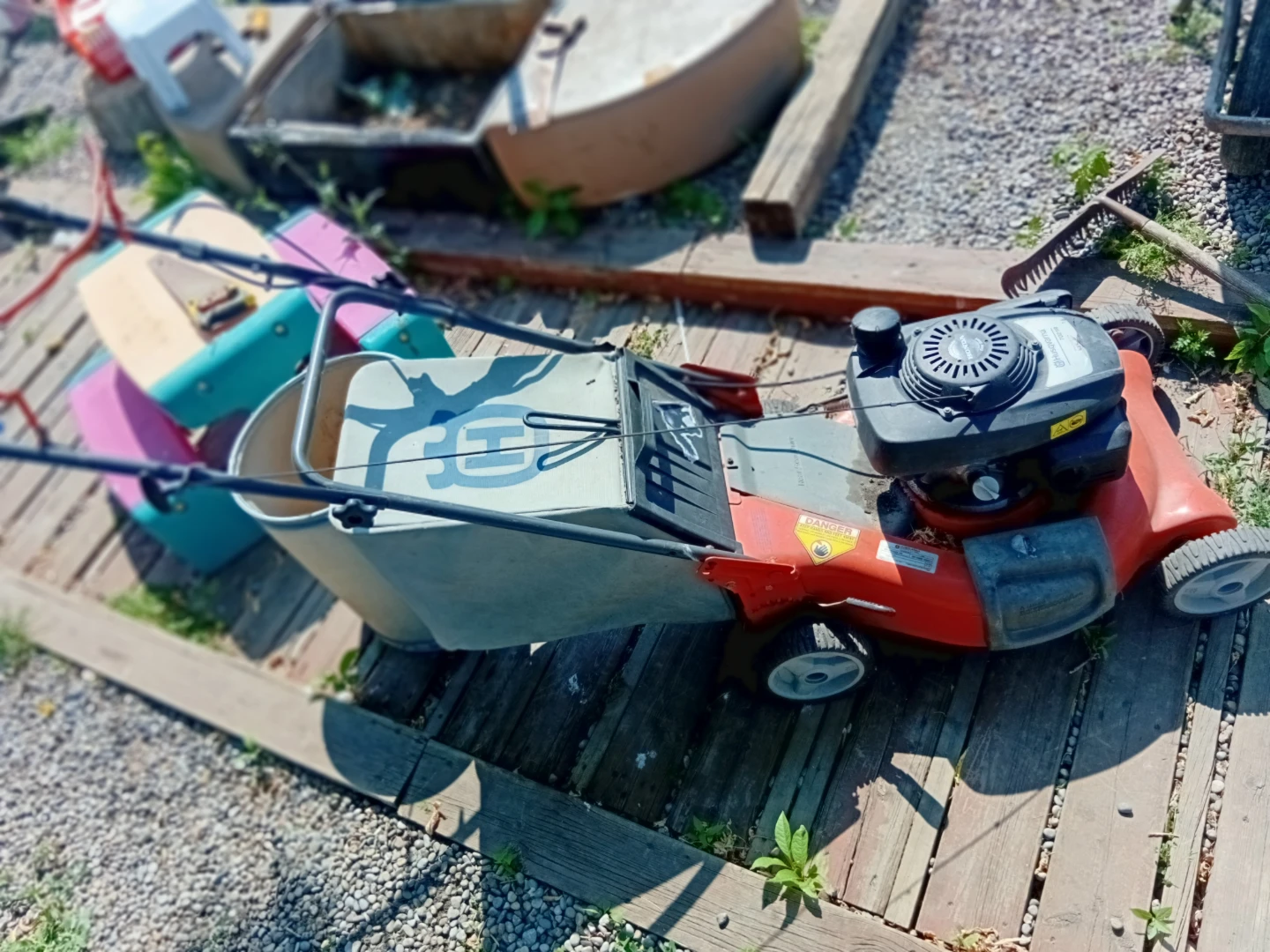 Yard sale - photo 2