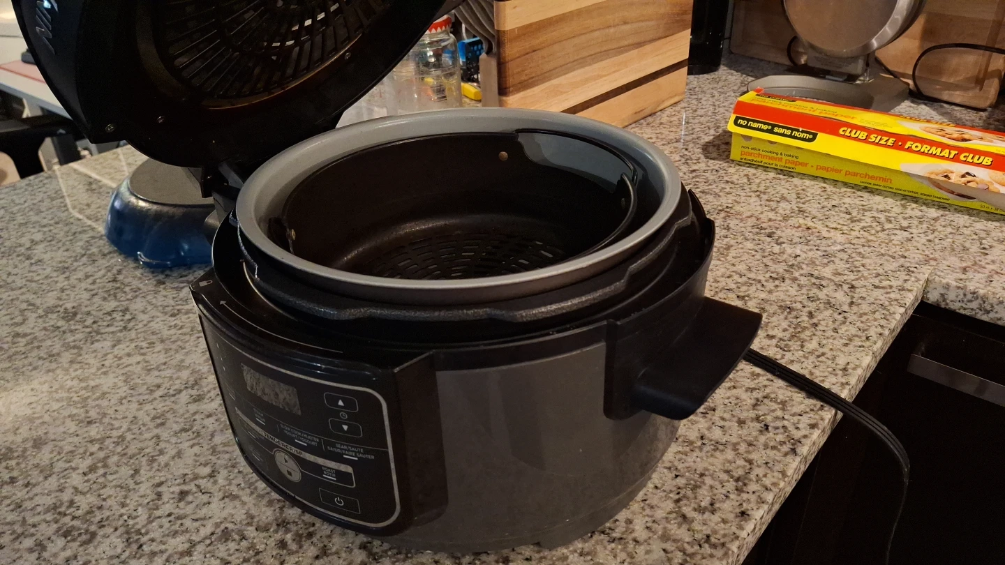 Ninja Tendercrisp - Includes Pressure Cooker - photo 2