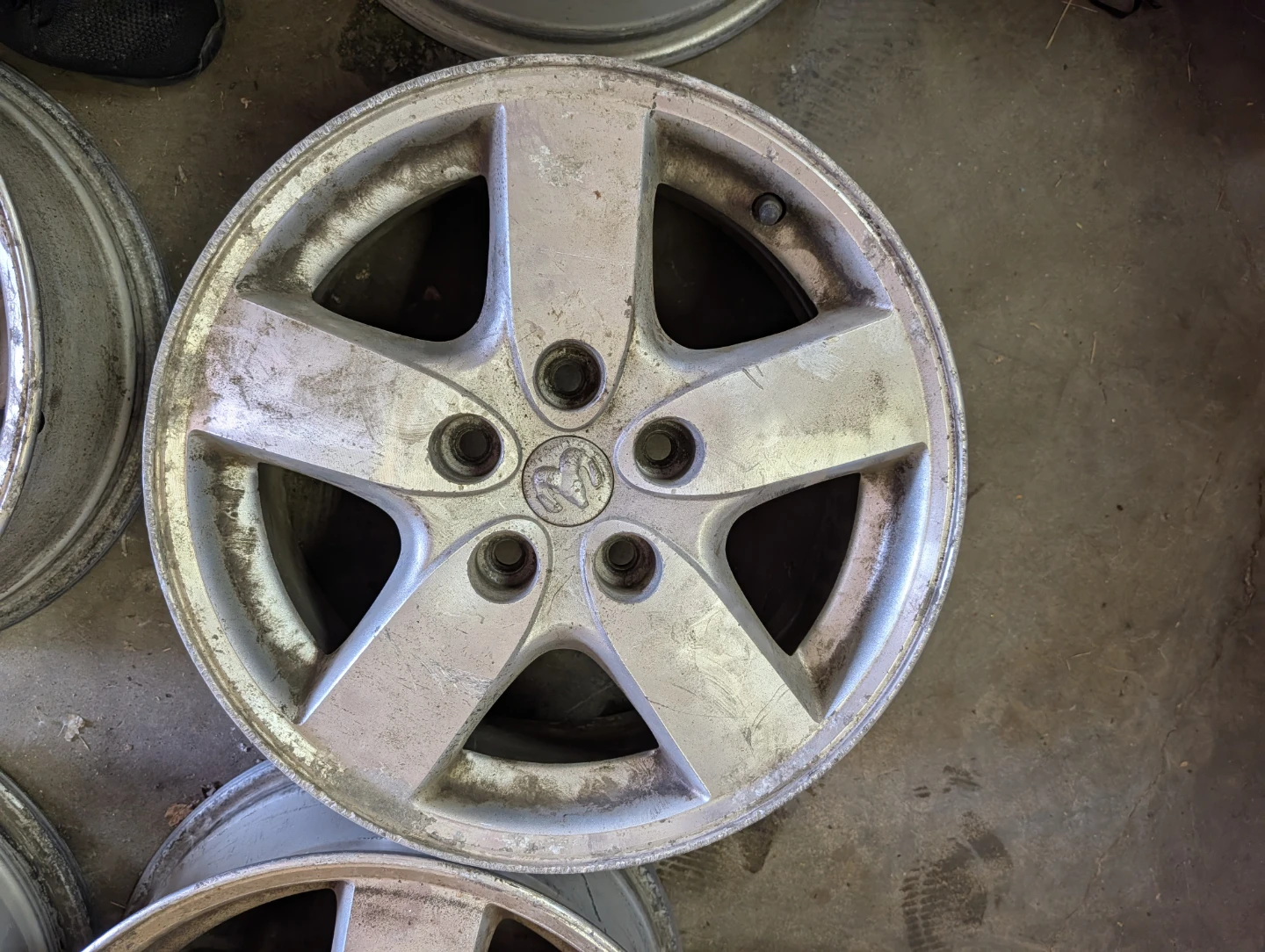 Set of 4 Dodge Ram Alloy Wheels - photo 3
