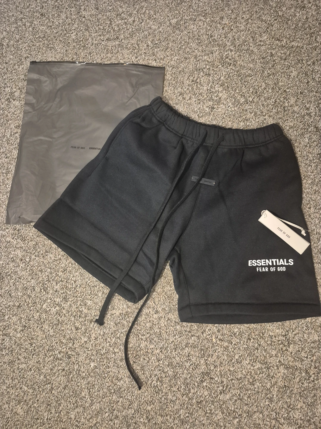 Fear of God Essentials Sweat Shorts - photo 2