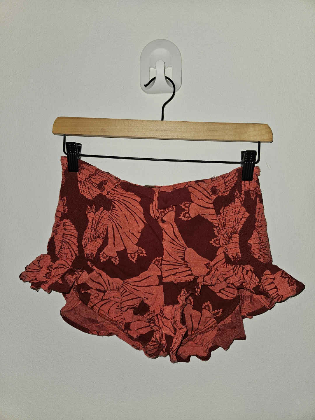 Free People Ruffled Floral Shorts Size x Small