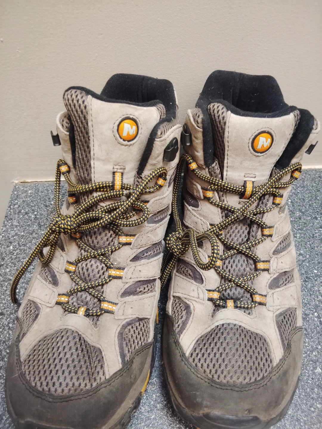 Merrell Men’s Hiking Boots - Moab 2 Mid Vent (Size 9.5 Wide) - photo 3