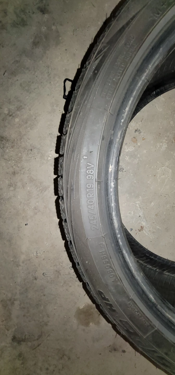 X4 Toyo Winter Tires 245/40R19 98V - photo 5