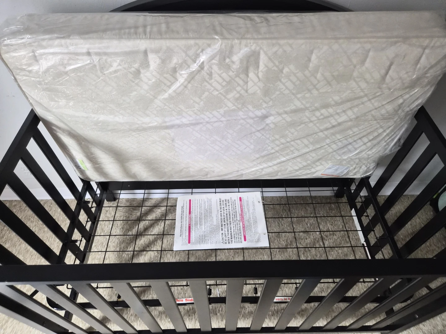 Baby crib and Mattress - photo 2