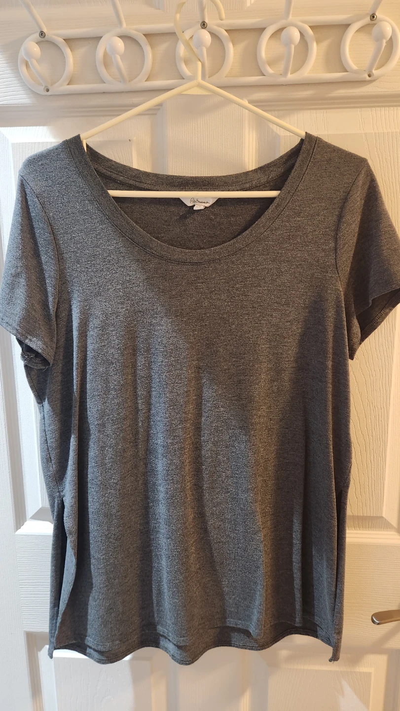 Reitmans Petites Grey T-Shirt