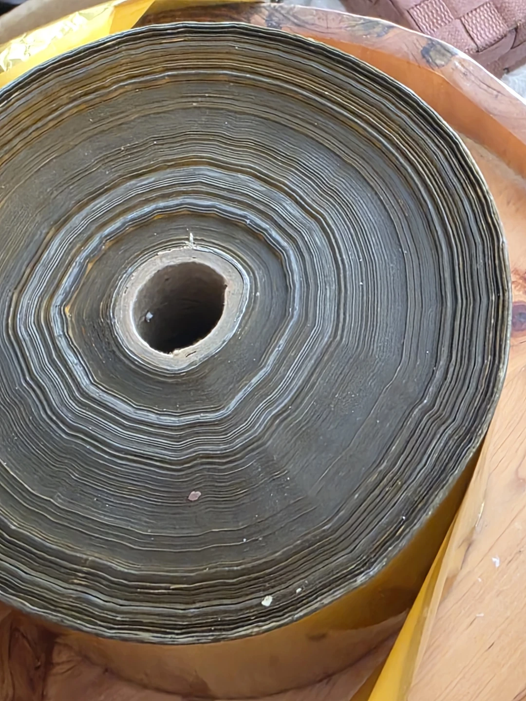 Gold Foil Roll... thousands of feet 5cm - photo 2
