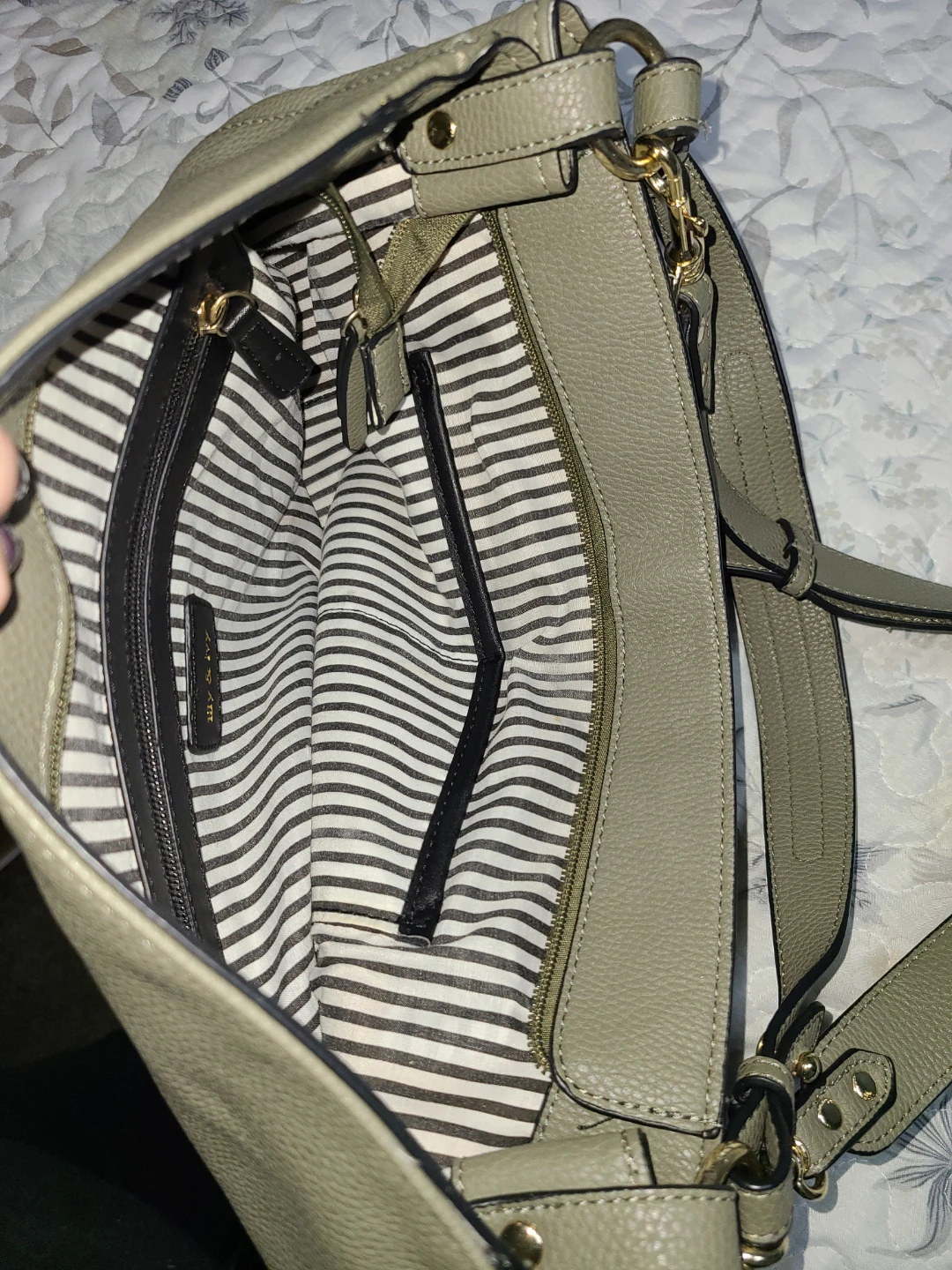 Lily & Ivy Grey Faux Leather Shoulder Bag - photo 3