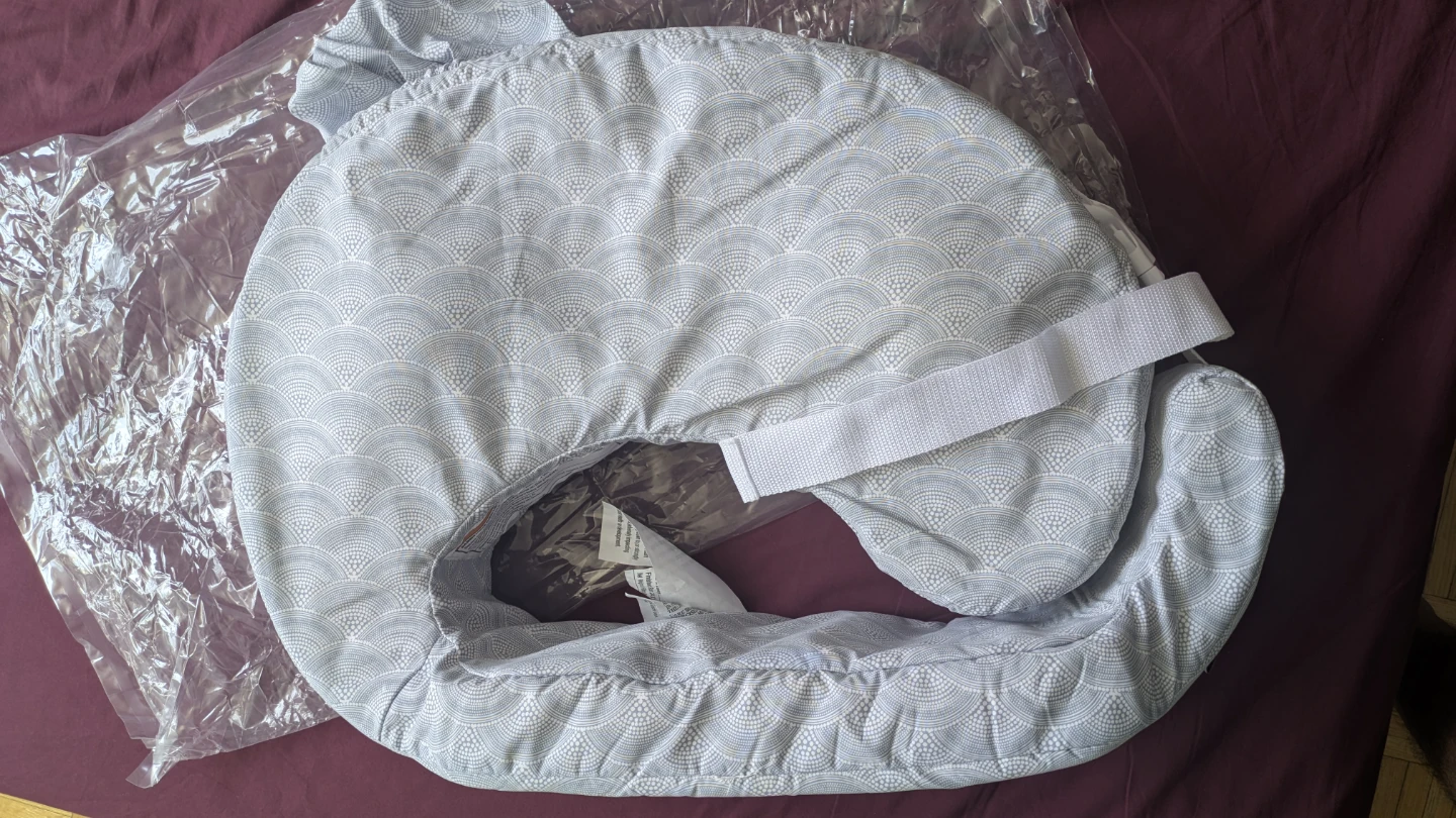 My Brest Friend Nursing Pillow - photo 2