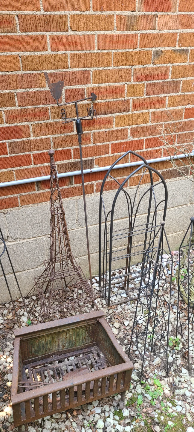 $20 - $30 Garden Iron Decor Items Various Sizes & Prices - photo 2