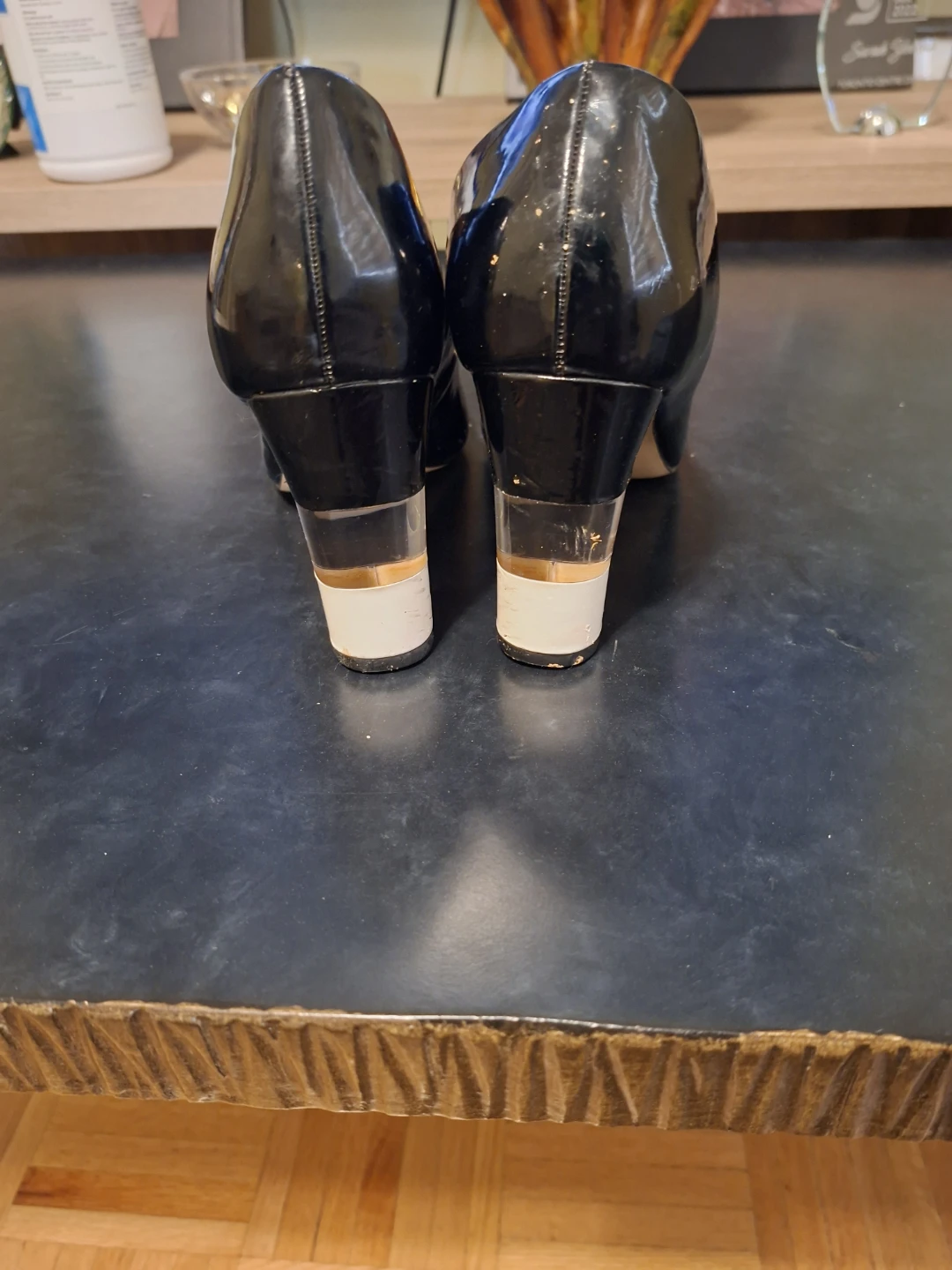 Black Patent Leather Heels - photo 3