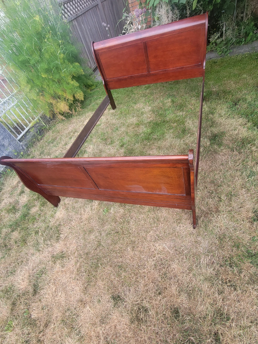 Queen Wooden Sleigh Bed Frame and Box - photo 3