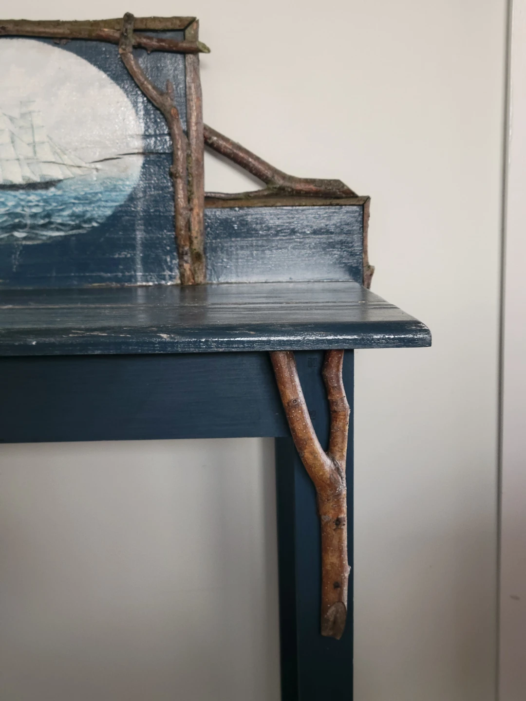 Original Painting on Rustic Coastal Wood Entryway Table. Desk. - photo 2