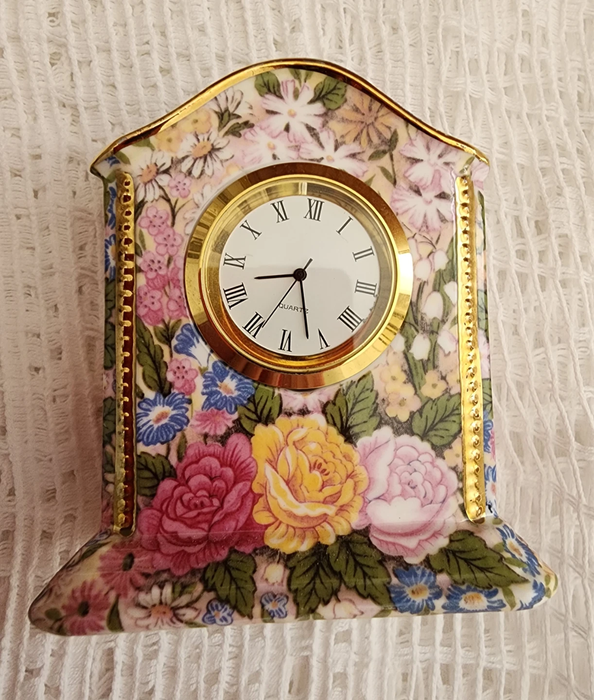 Vintage Ayshford Roses Mantel Clock (Made in England)