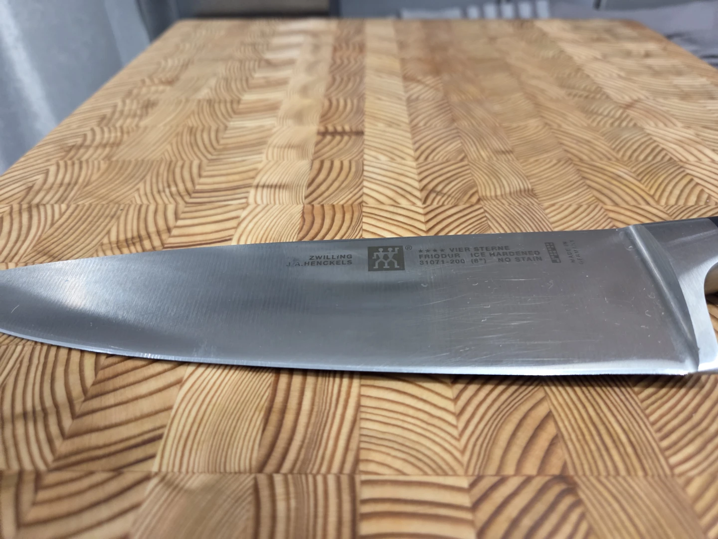 Zwilling pro Chef Knife 8" - photo 2