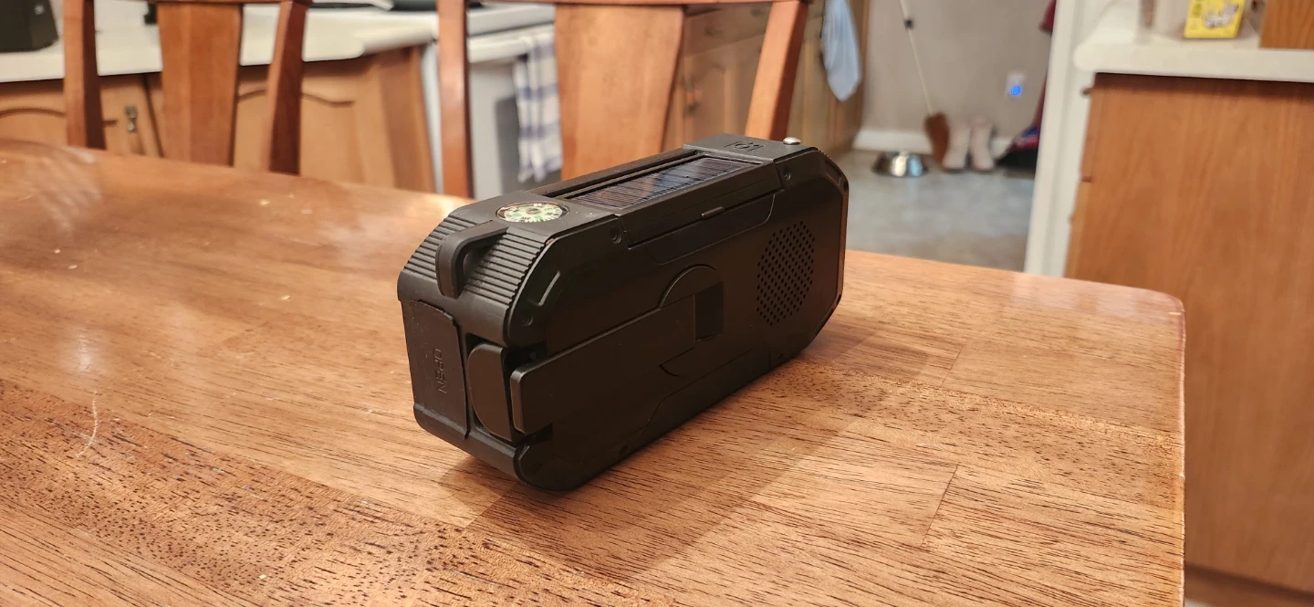 Libovgogo Emergency Radio with Solar Panel - photo 4