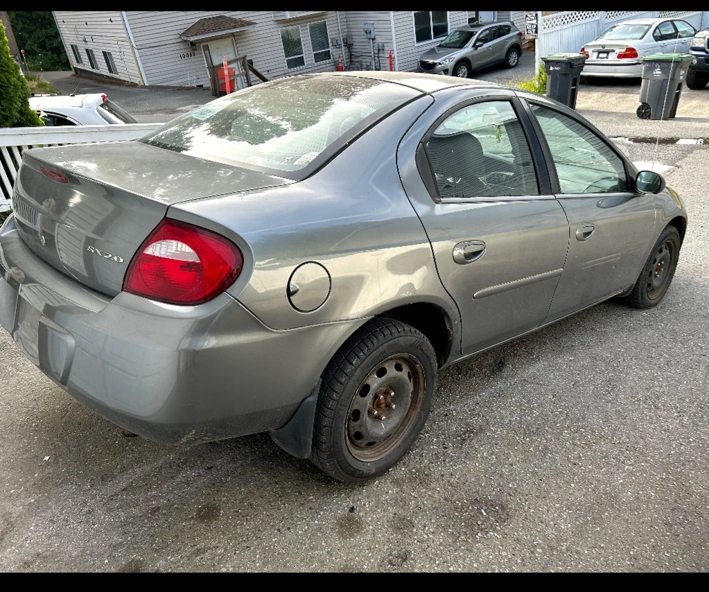 2005 Chrysler  neon - photo 4