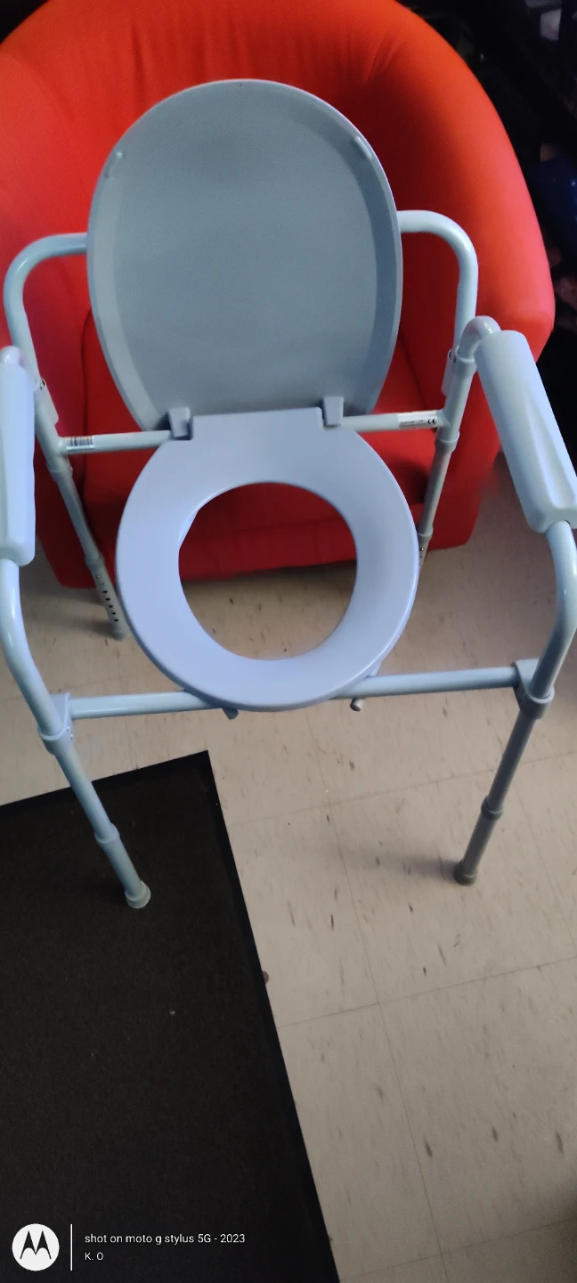 Adjustable Bedside Commode Chair - photo 4