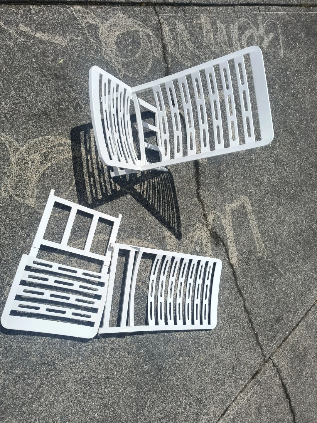 White Plastic beach chair for 2