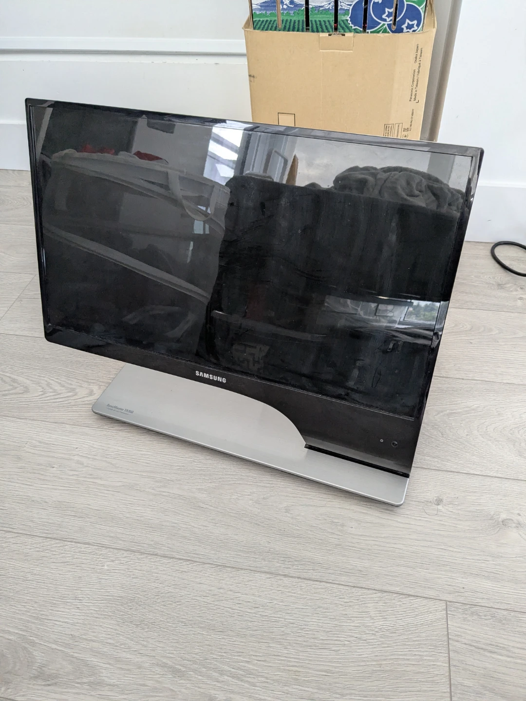 Free 27 inch Samsung monitor