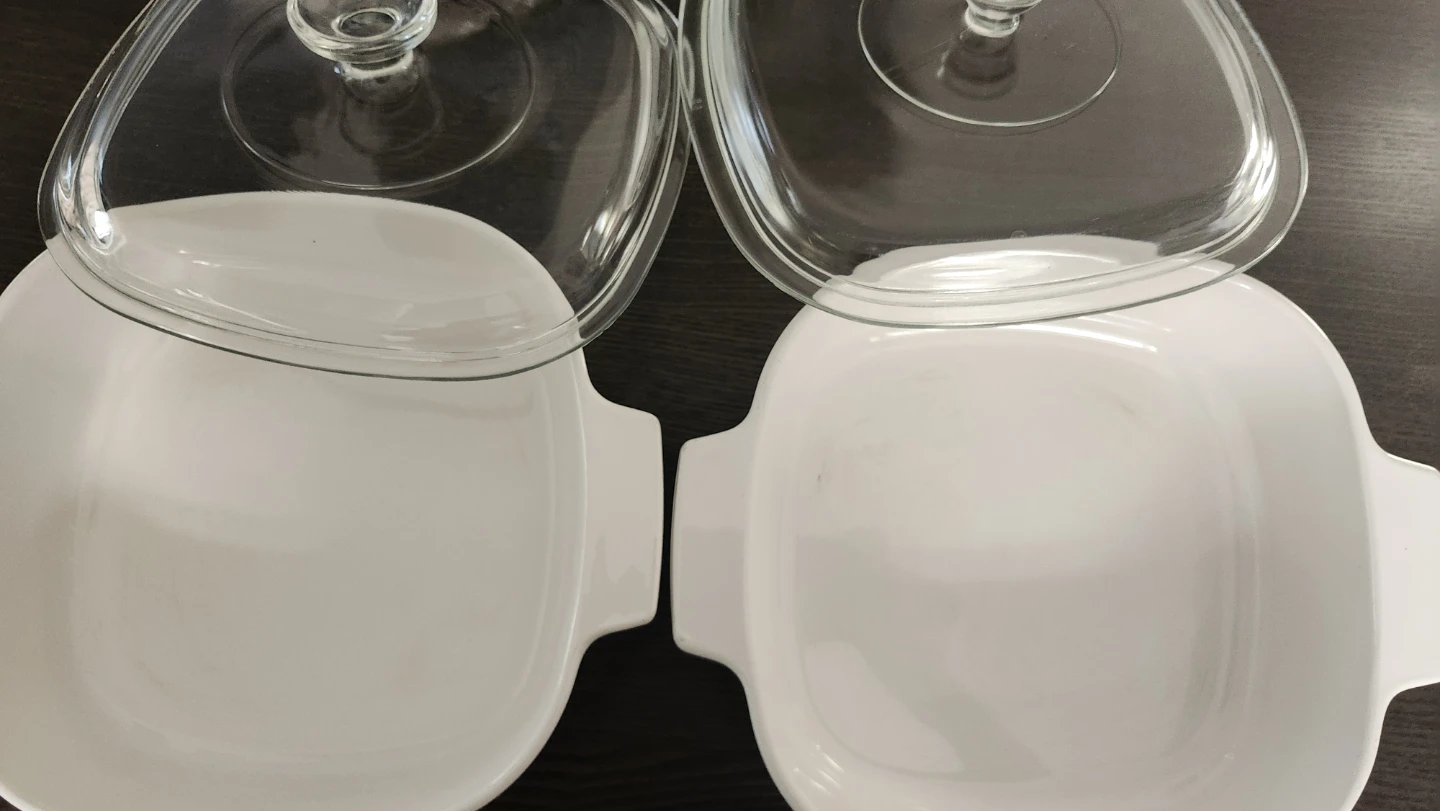Two a²CorningWare Casserole Dishes with Lids - photo 4