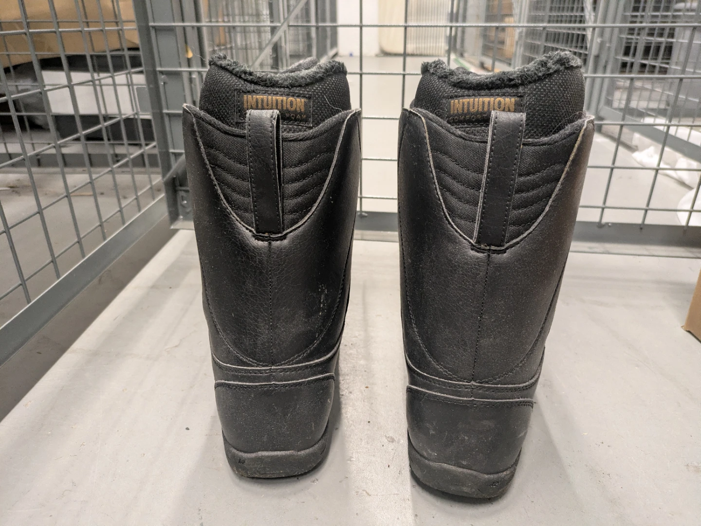 K2 Snowboard Boots - Women's Size 8 - photo 2