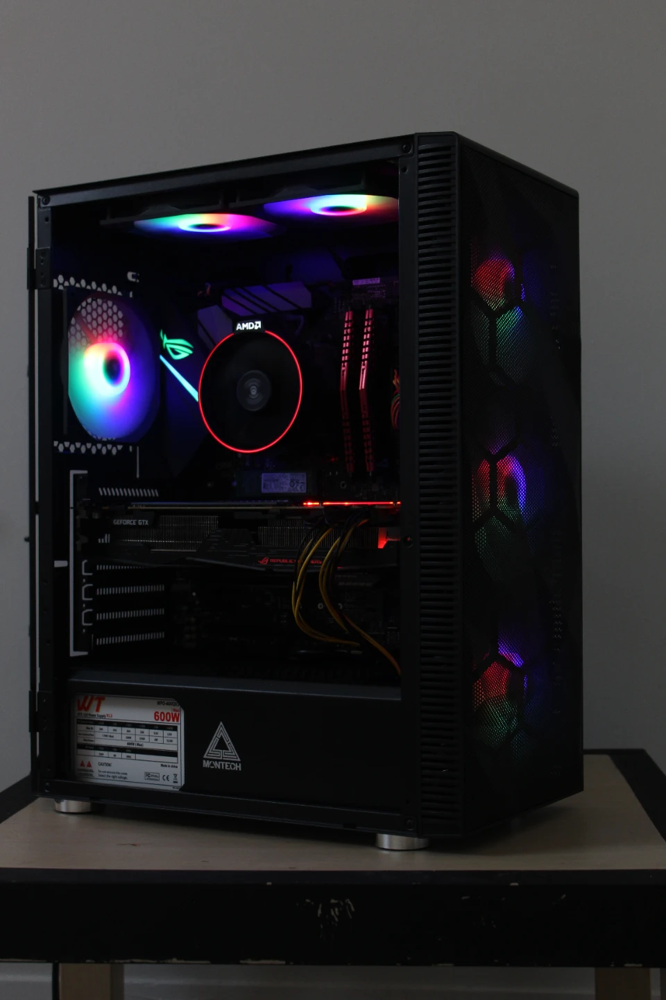 ROG STRIX & Ryzen Gaming PC (GTX 1080 Ti 11GB / 16GB RAM) - photo 2