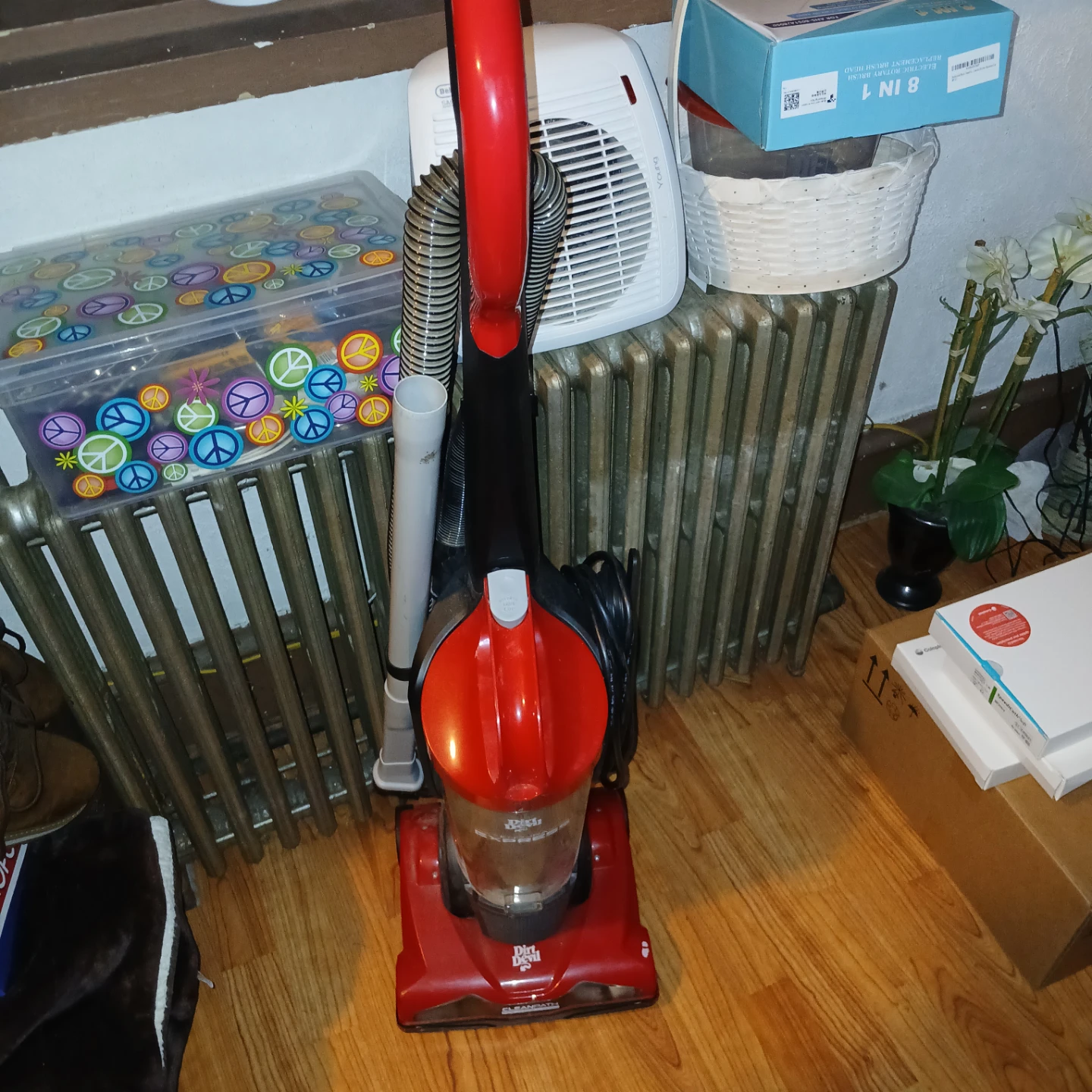 Dirt Devil Upright Vacuum Cleaner