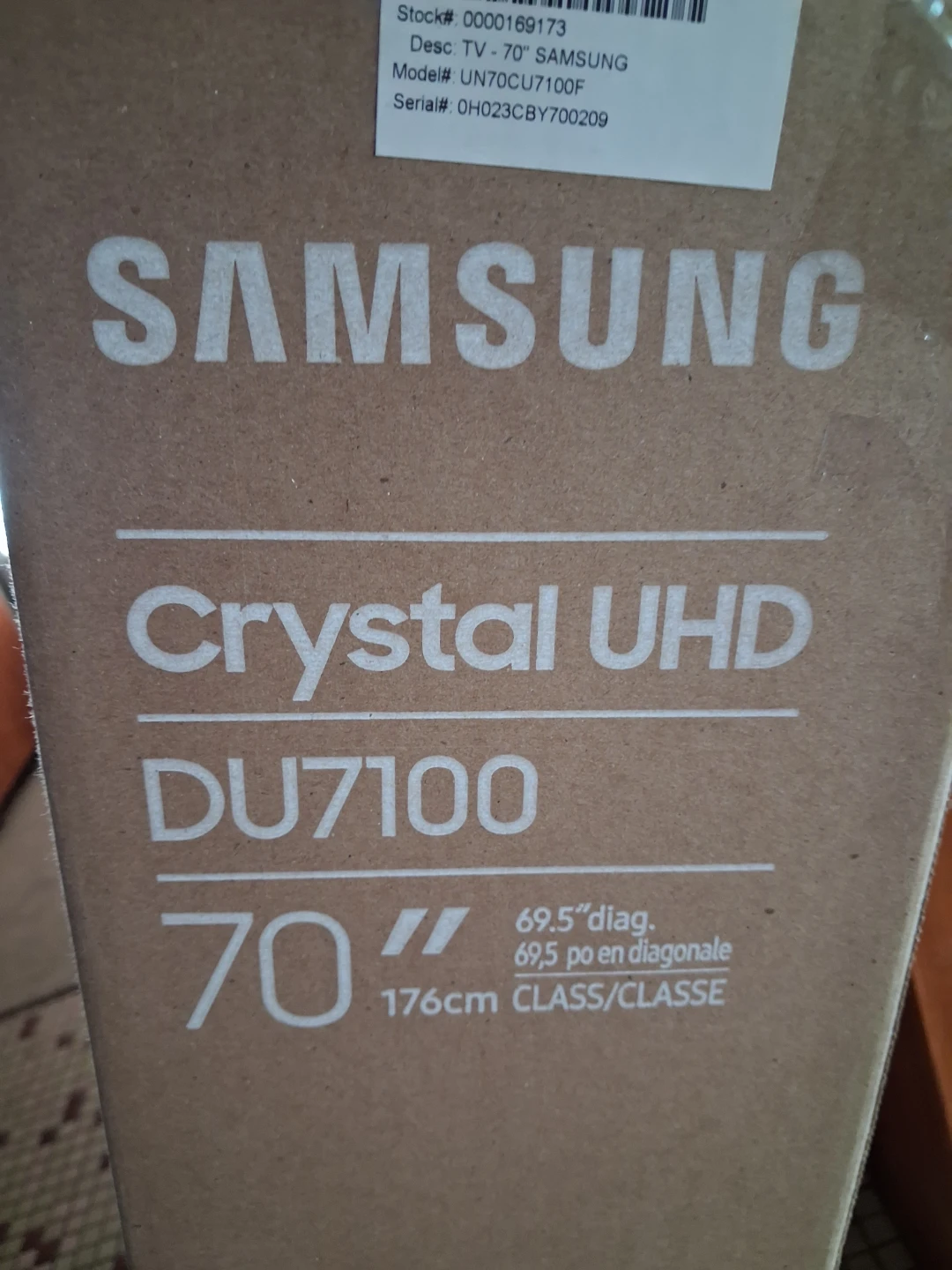Samsung 70" Crystal UHD DU7100 TV - photo 2