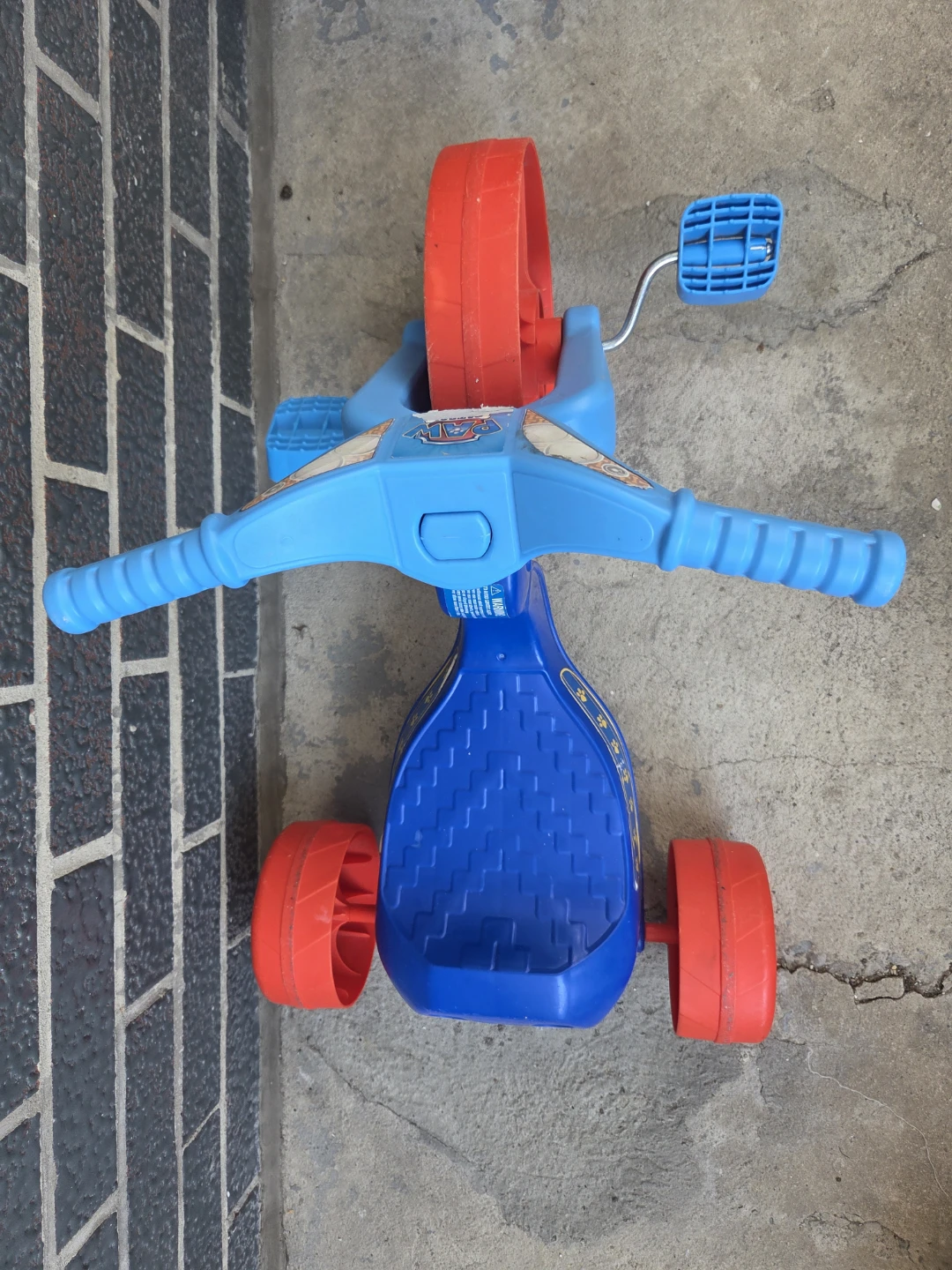 Paw Patrol Ride-On Toddler Tricycle - photo 2