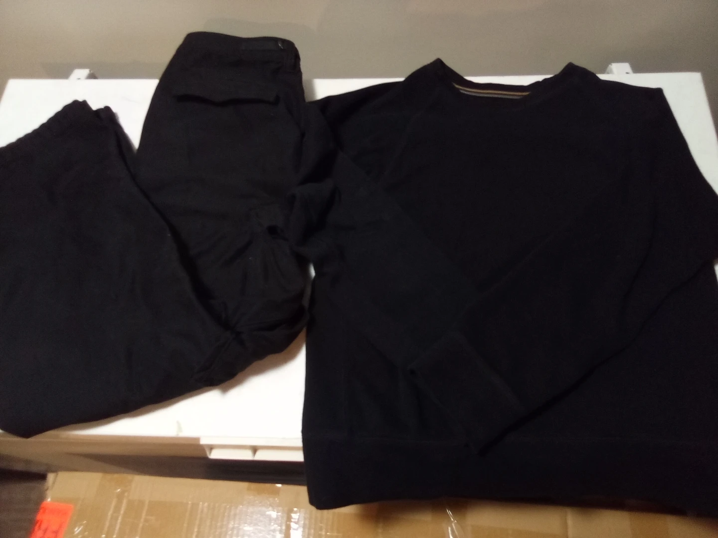 Black Crewneck Sweatshirt and Cargo Pants Set - photo 2