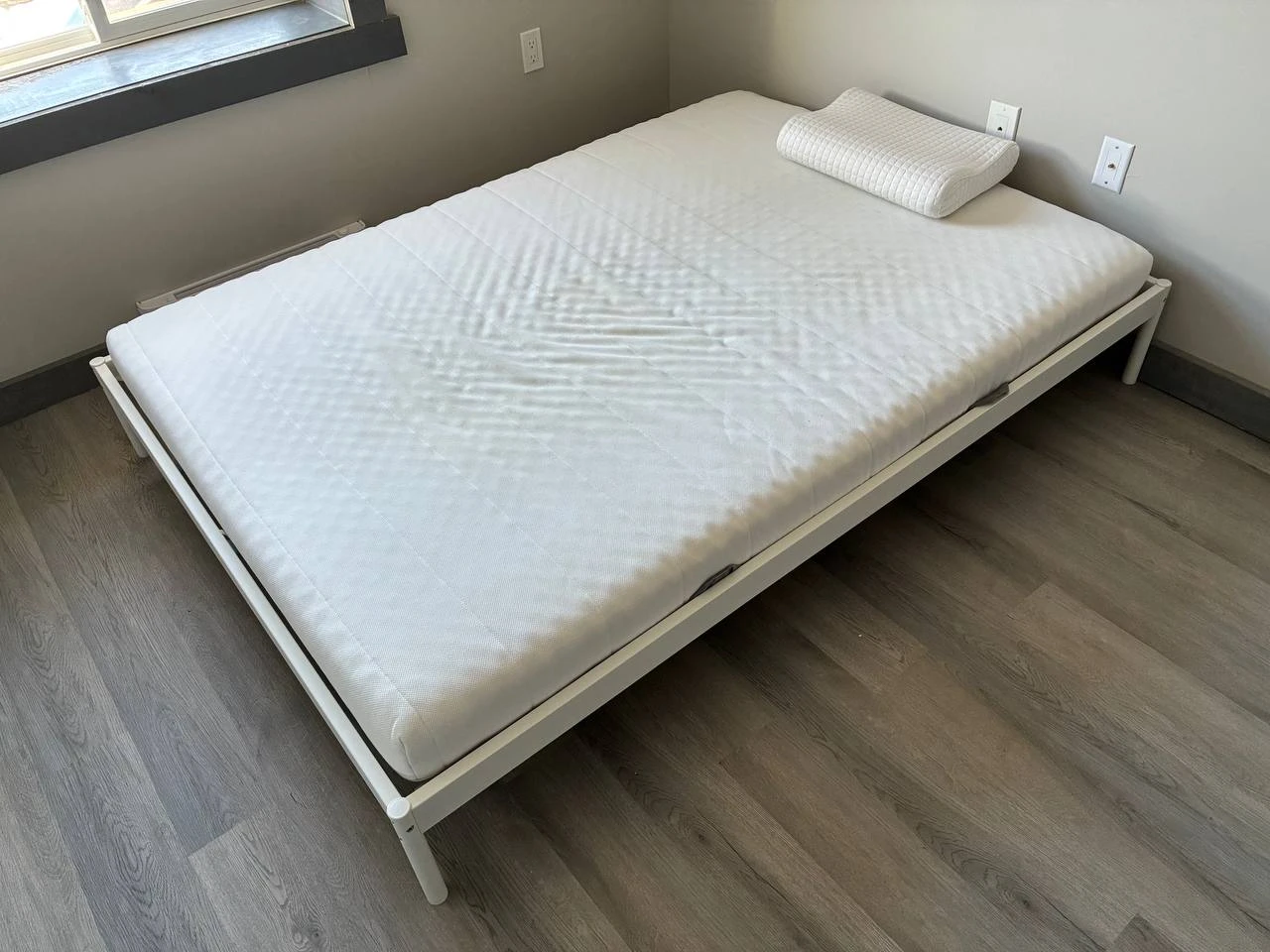 IKEA Full/Double Bed Frame + Mattress + Duvet + Ergonomic Pillow - photo 3