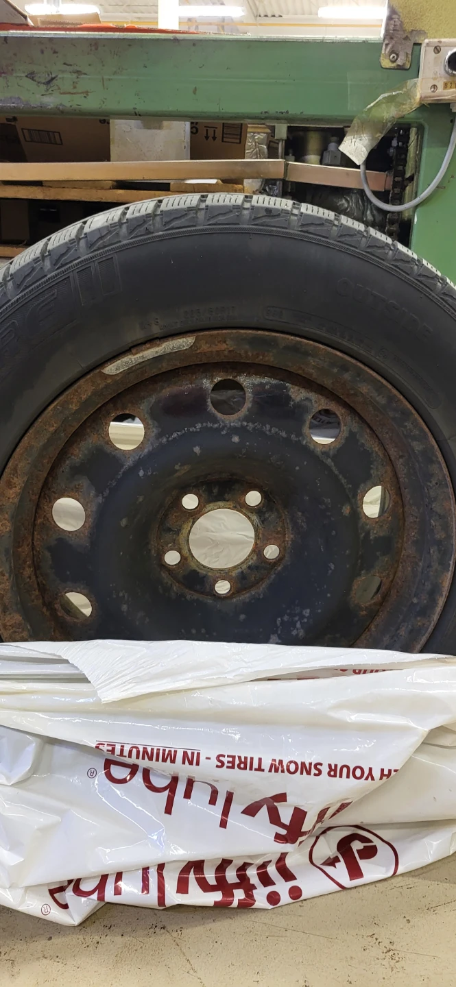 Winter Tire 225/60R17 on rims
