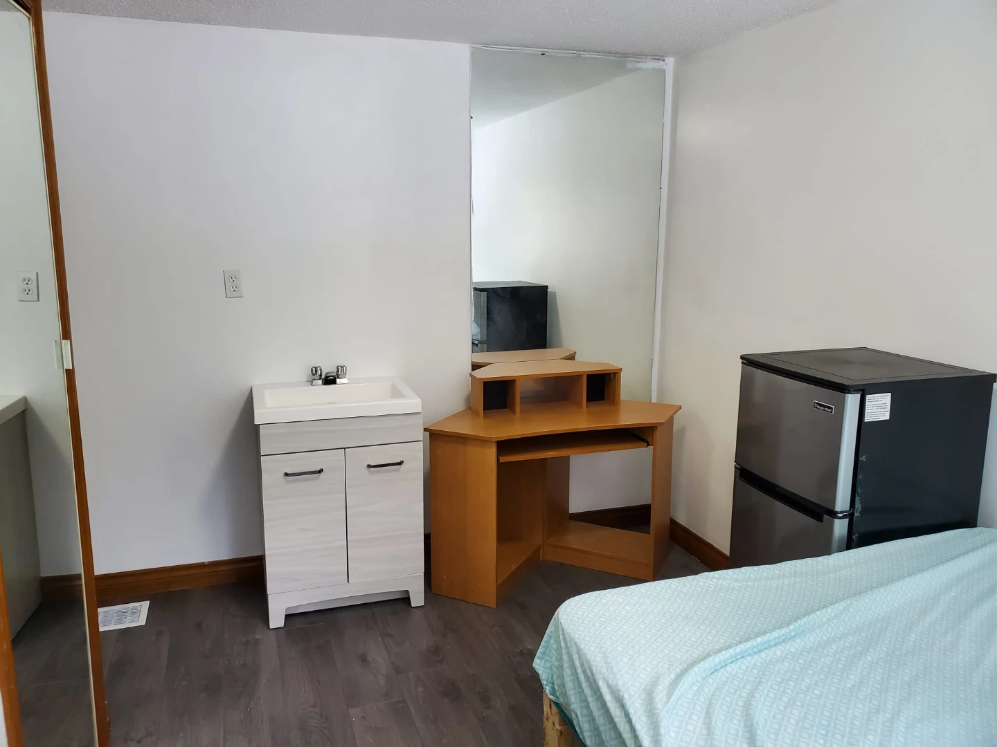 Private Rooms for rent - photo 2