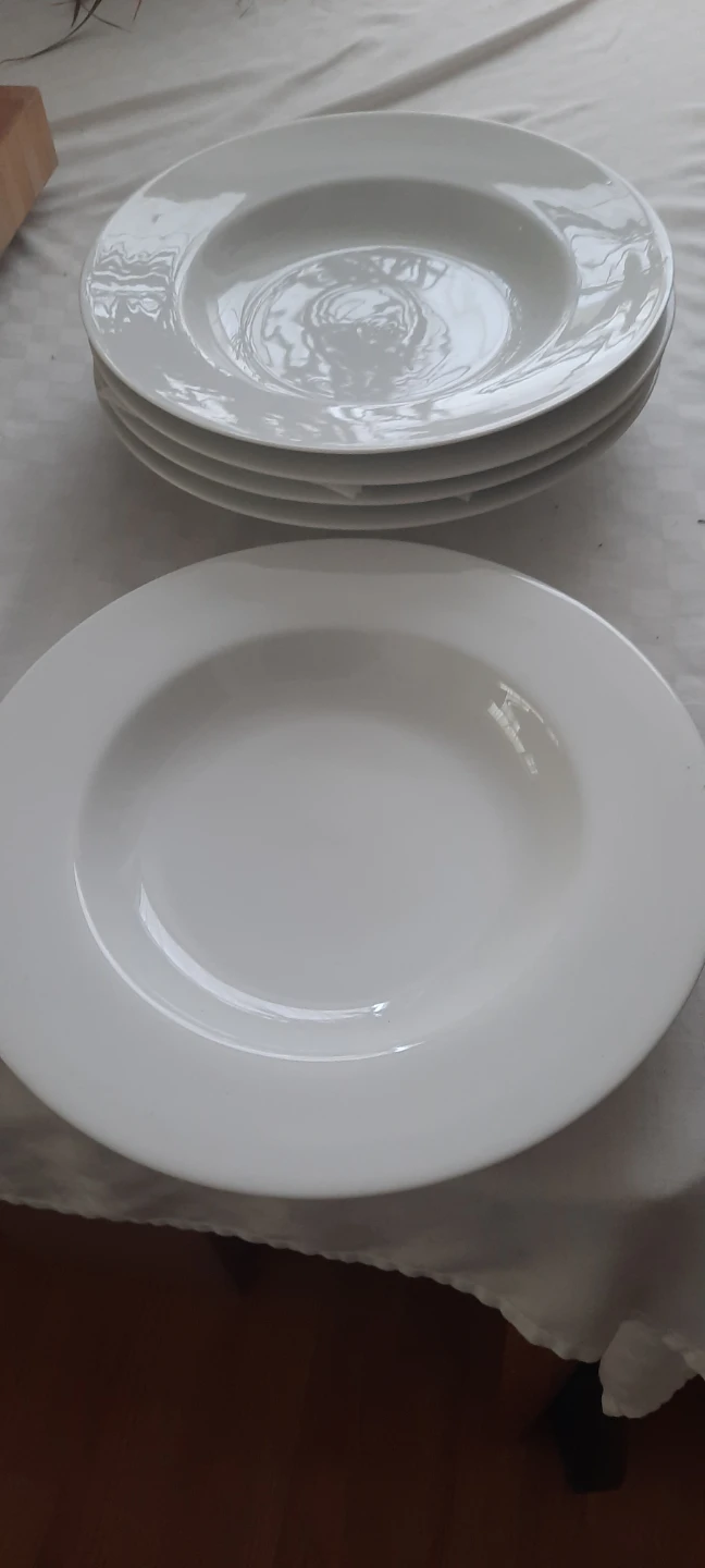 Set of 5 white Danica Trattoria pasta bowls