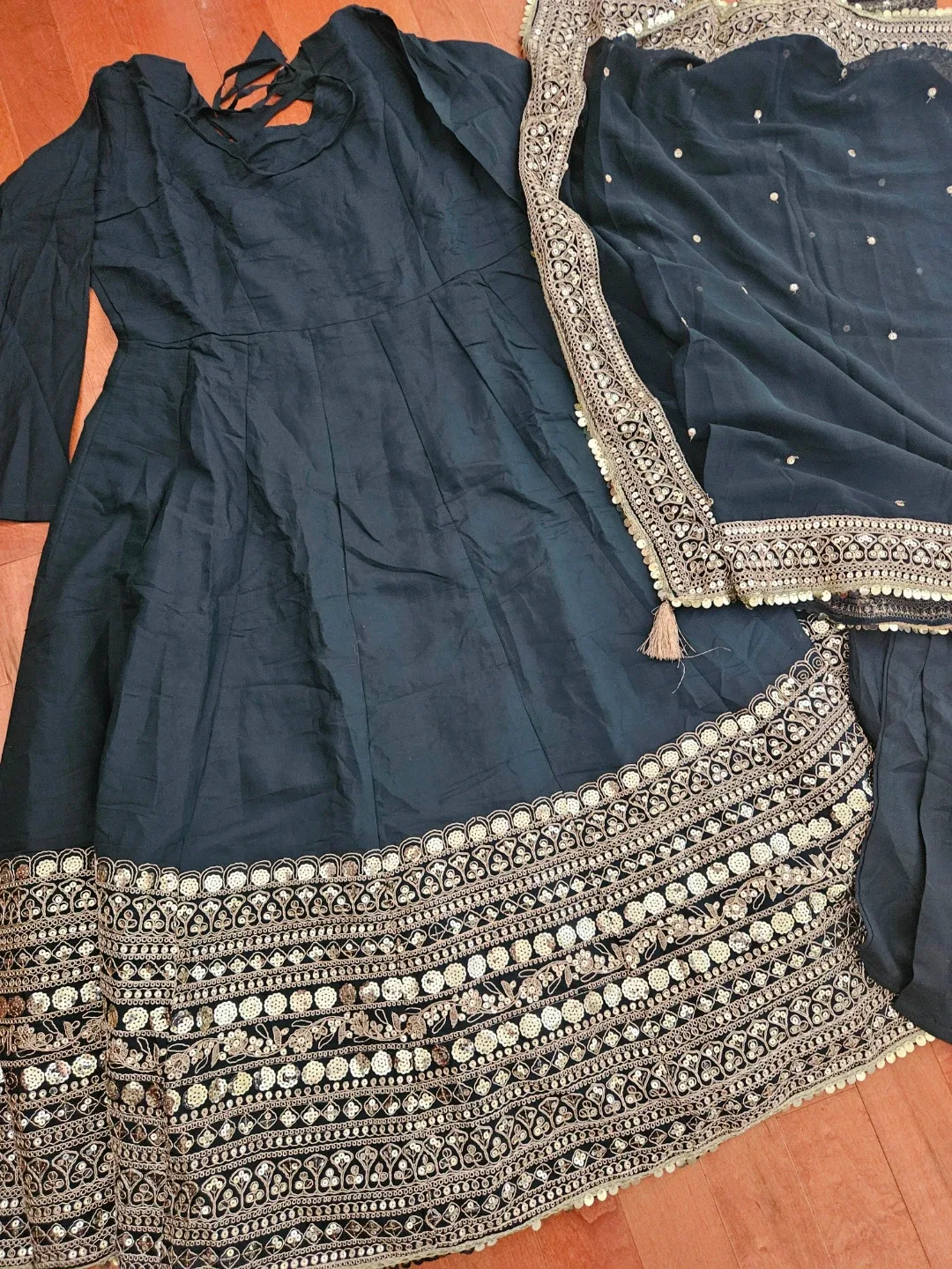Green  Embroidered Anarkali with Dupatta and Pants - photo 3