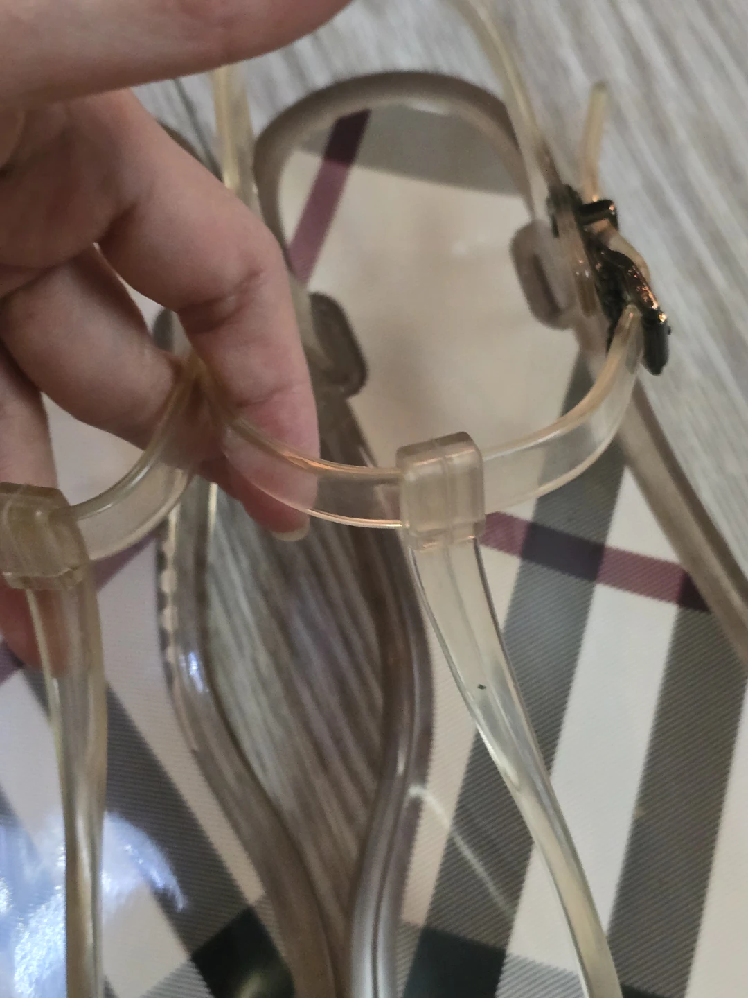 Burberry Jelly Sandals - photo 3