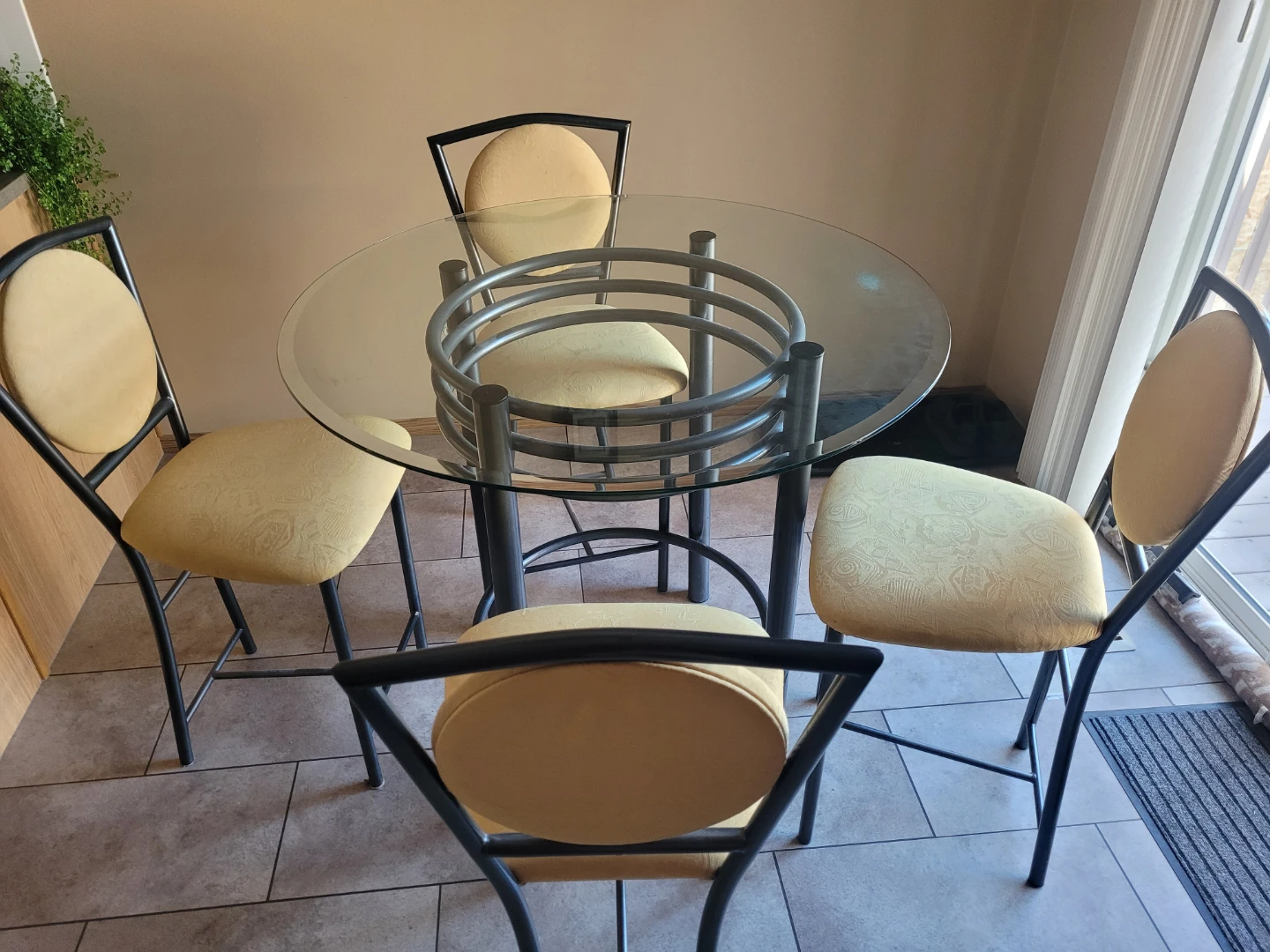 Glass top dining set - photo 2