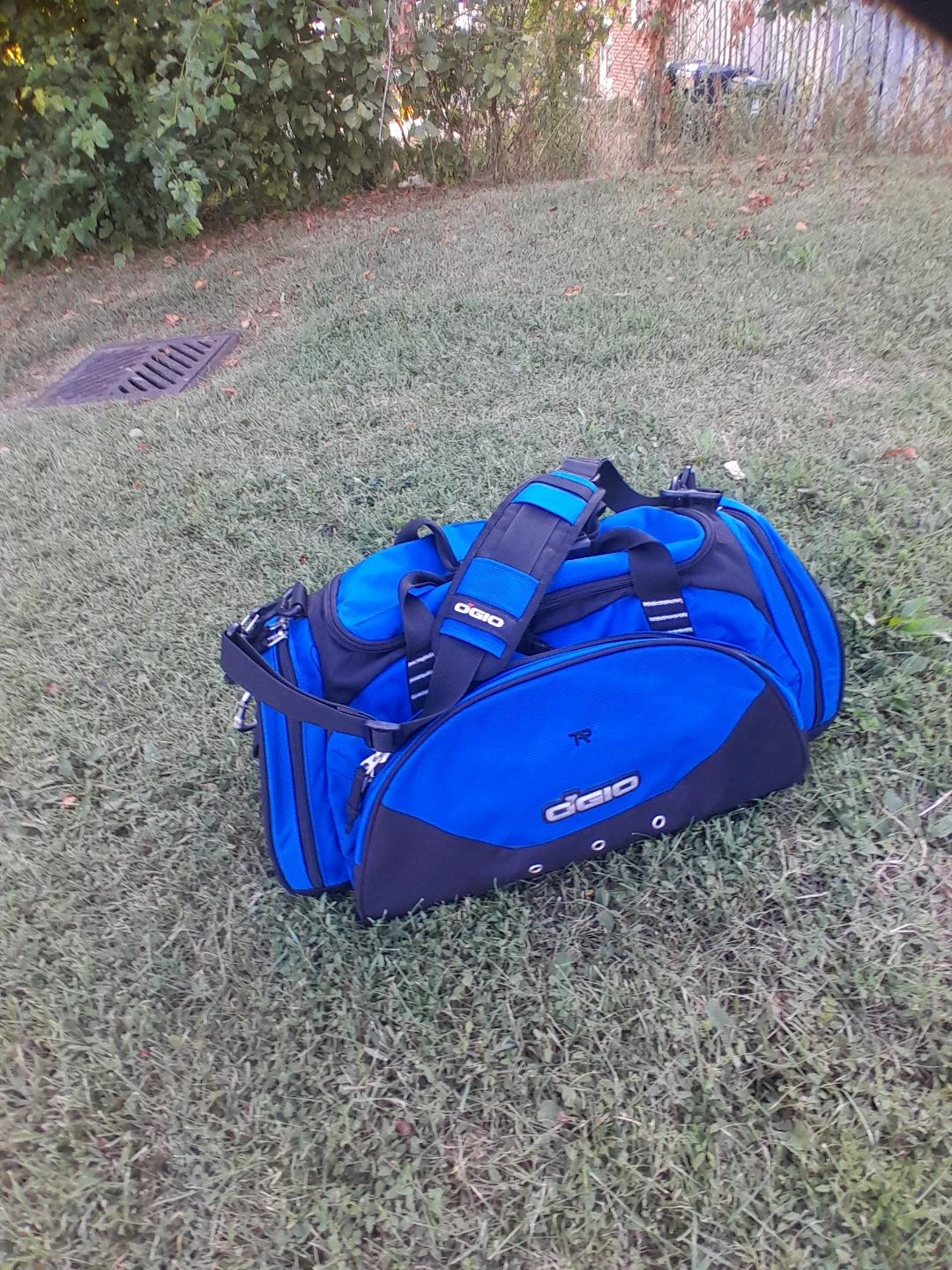 Blue OGIO Duffel Gym  Bag College Style  M - photo 5