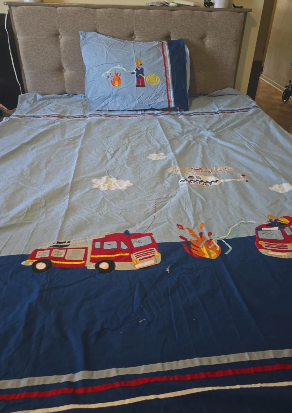 Full size Kids Fire Truck & Police Helicopter Duvet Cover Set