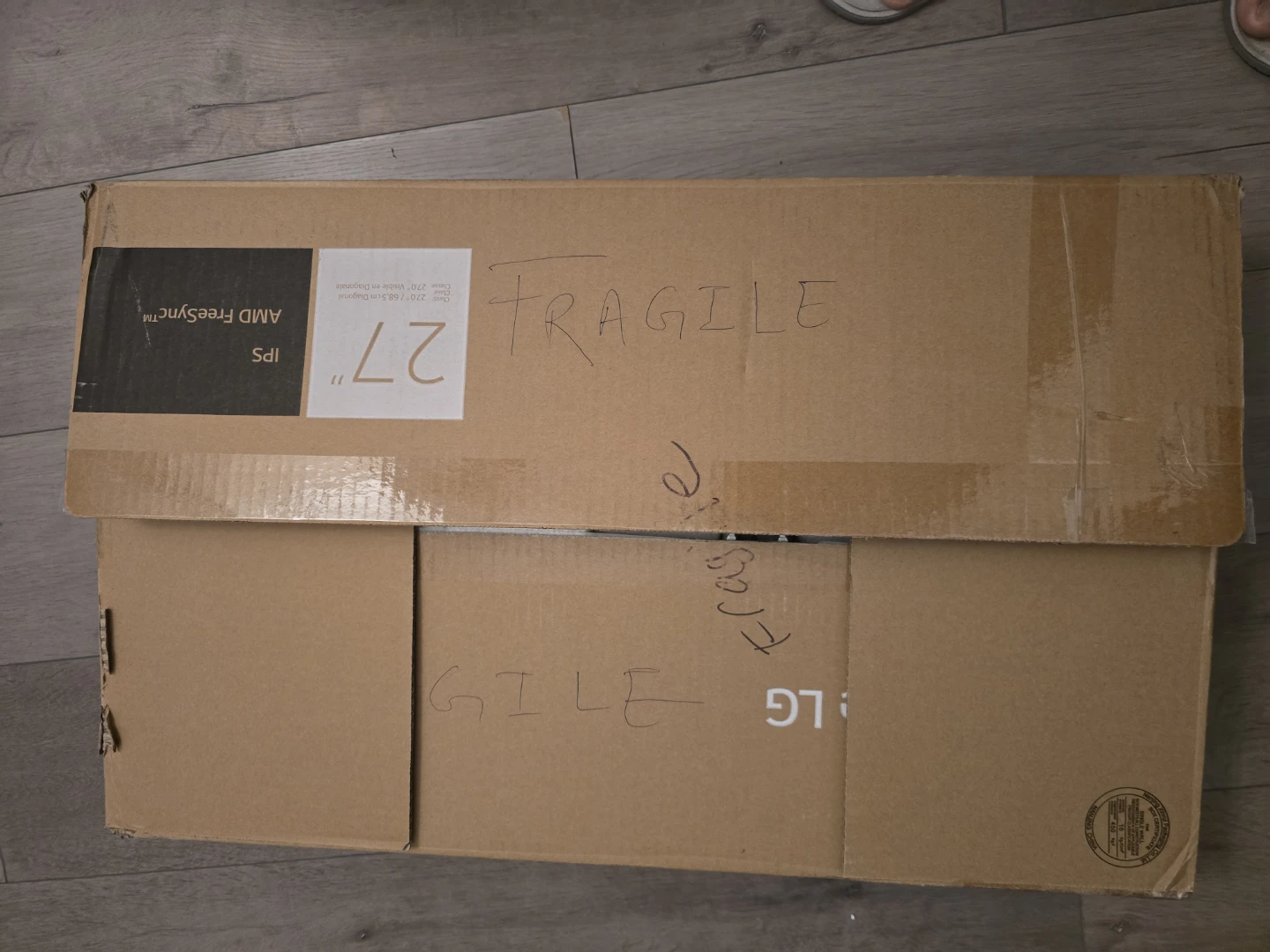 LG 27" IPS Full HD Monitor  – Excellent Condition - photo 3