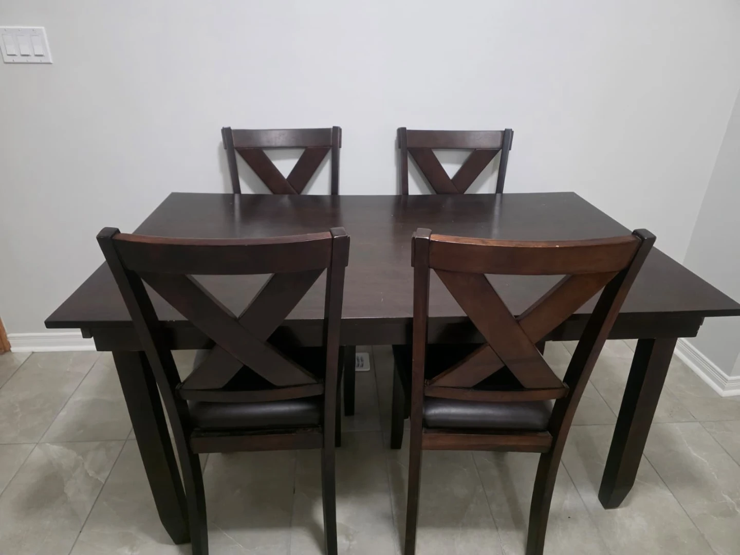 Dining Table with 6 Chairs