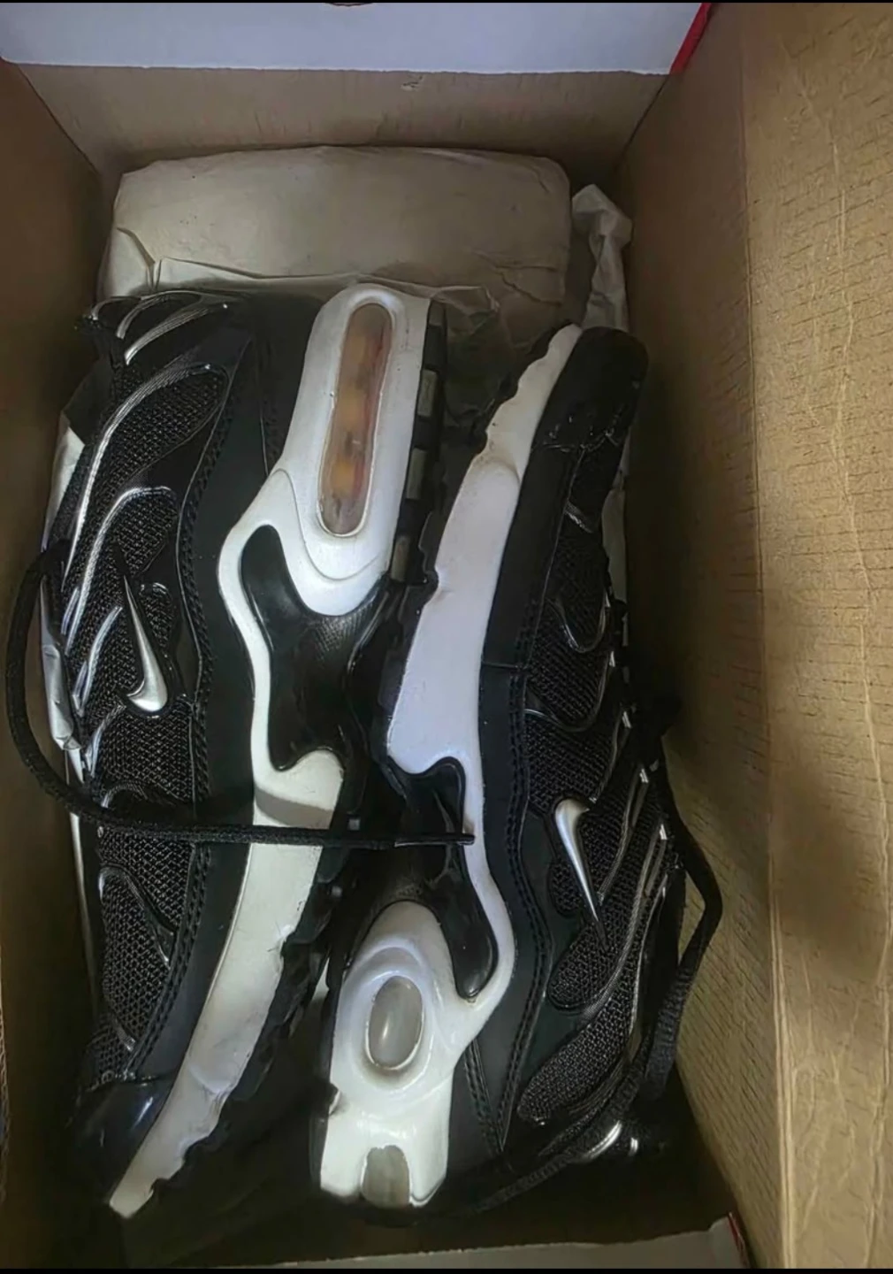 Nike Air Max Plus TN "Black Metallic Silver/White" Sneakers - photo 2