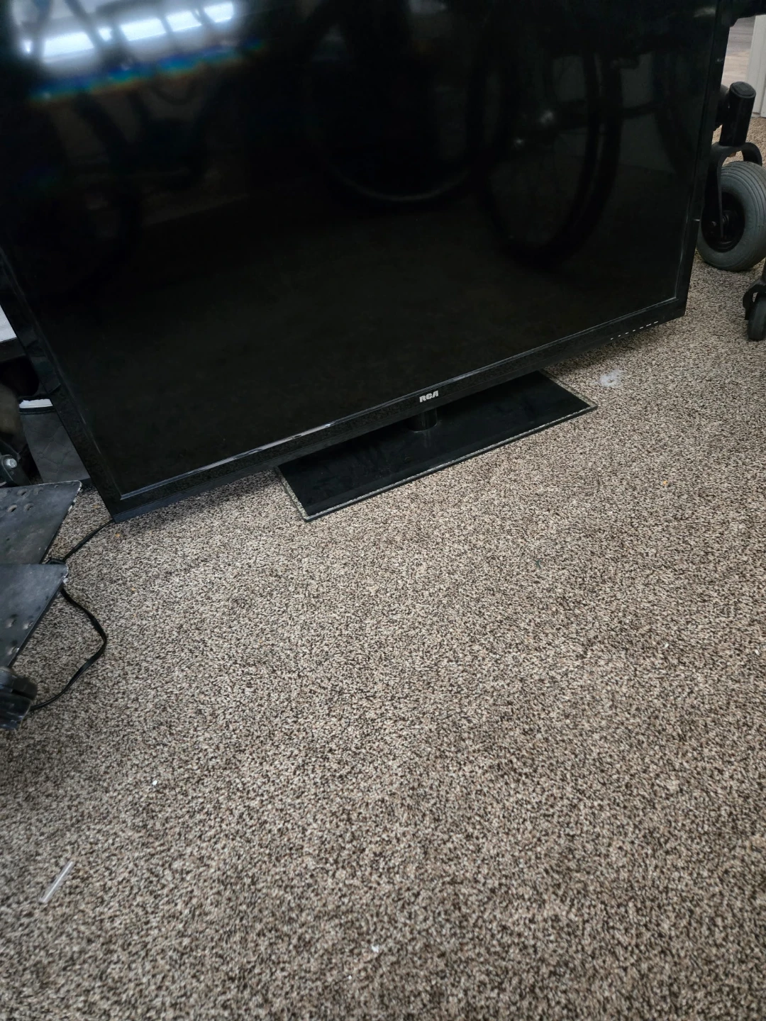 RCA Flat Screen TV 46 inch