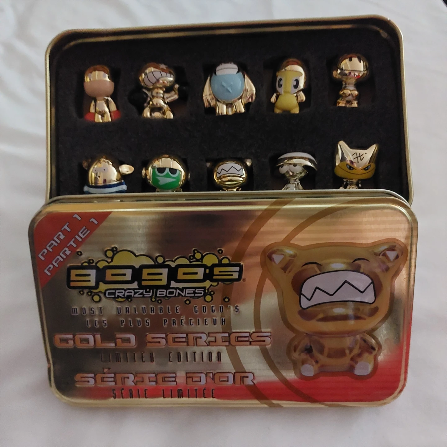 Gogo's Crazy Bones Gold Series Limited Edition Tin - photo 3