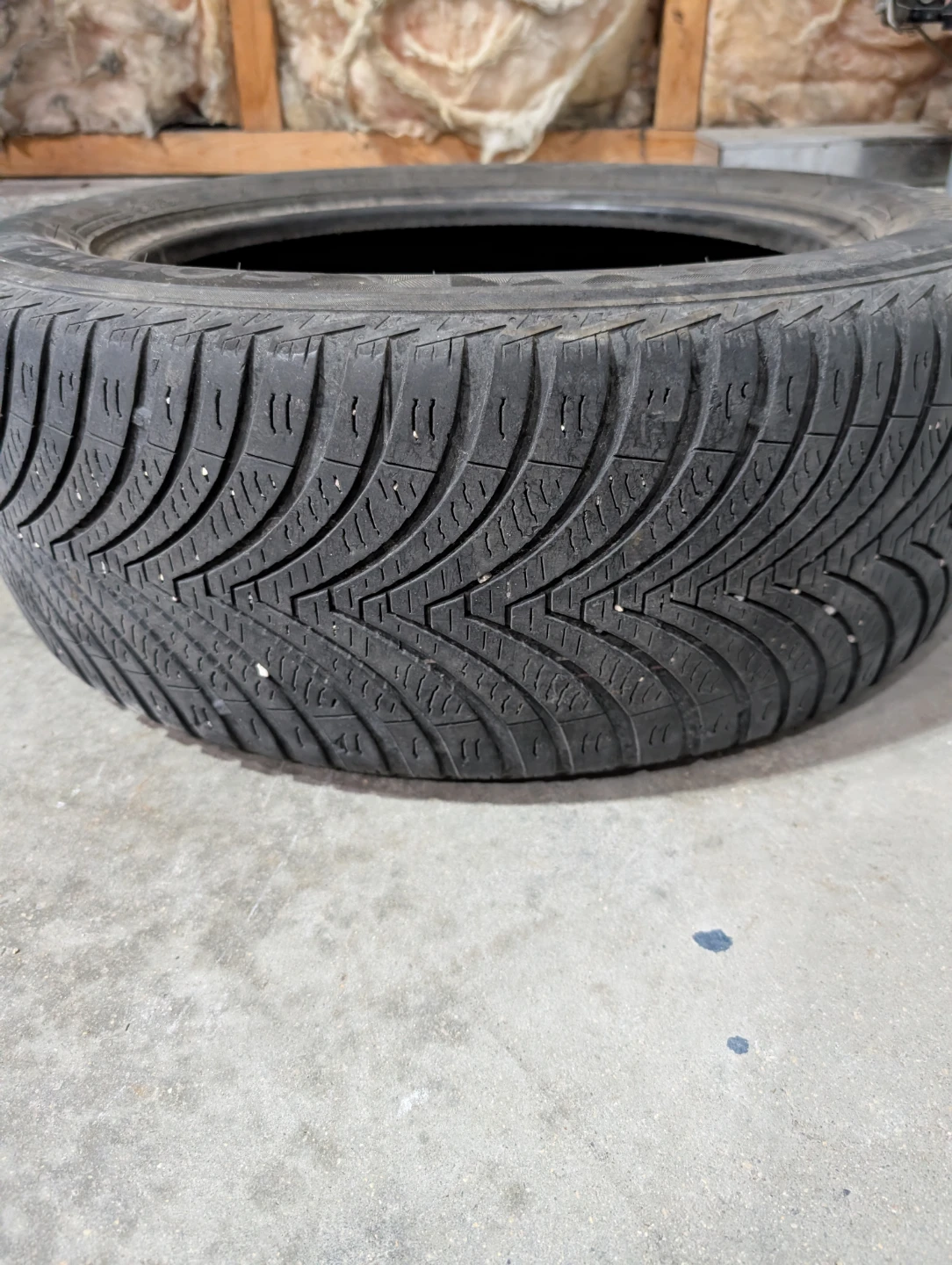 (1)-205/55R16 Kumho Solus 4S HA32  "4 Season Tire" - photo 5