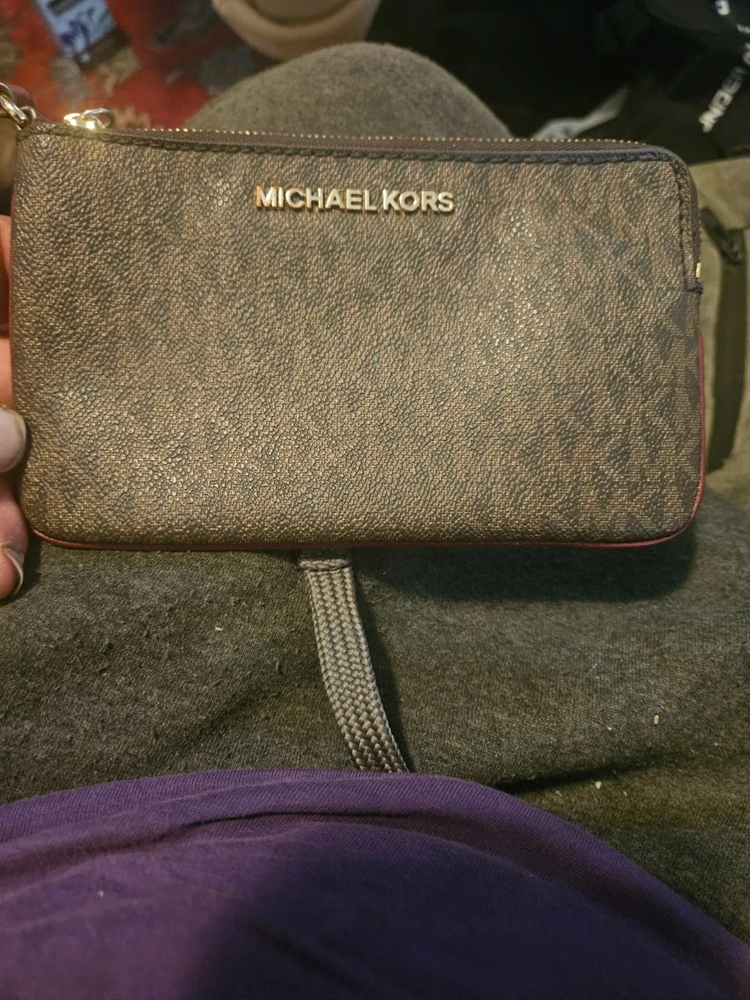 Michael Kors Wristlet Pouch - photo 4