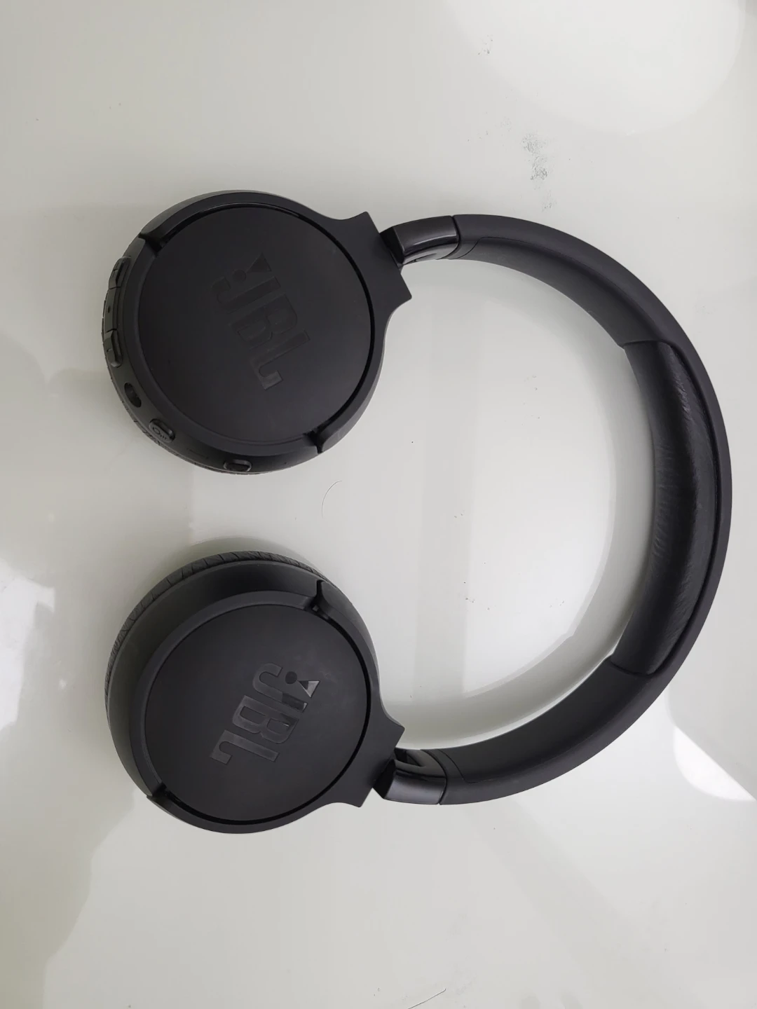 JBL Headphones 660nc
